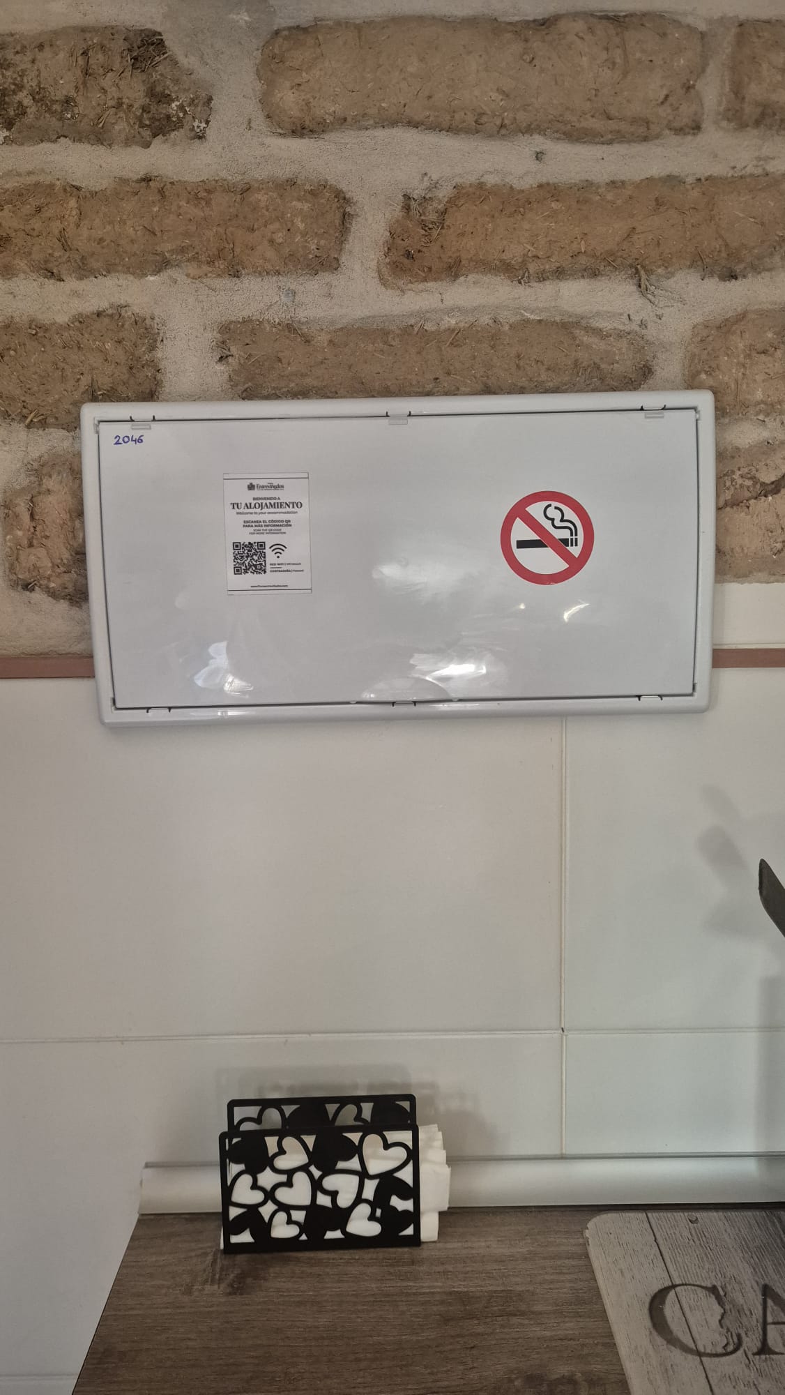 Código QR Wi-Fi e info